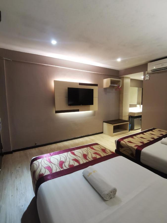 מירי Palace Inn מראה חיצוני תמונה