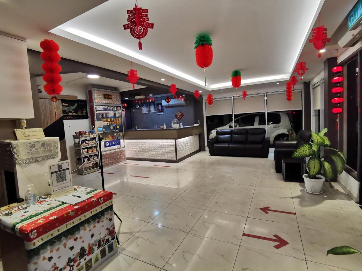 מירי Palace Inn מראה חיצוני תמונה